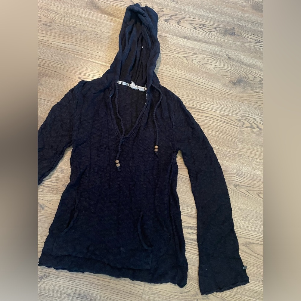 Roxy bell sleeve hoodie sweater size M